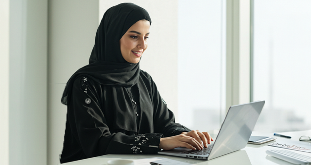 إدخال البيانات ومعالجة النصوص